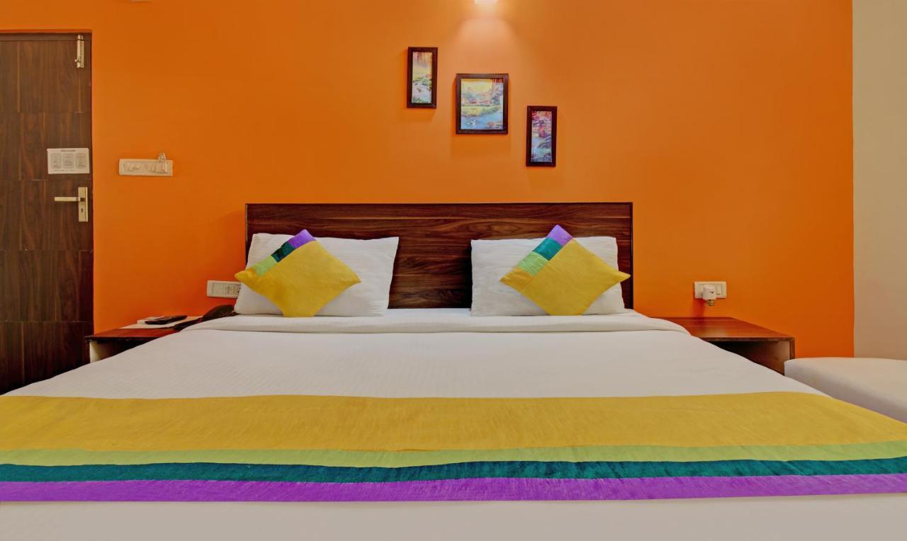 Itsy Hotels Royal Monarch Gorakhpur Exterior foto